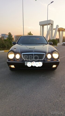 Mercedes E 220 2000, 354,000 km - 2.2 l - Kürdəmir