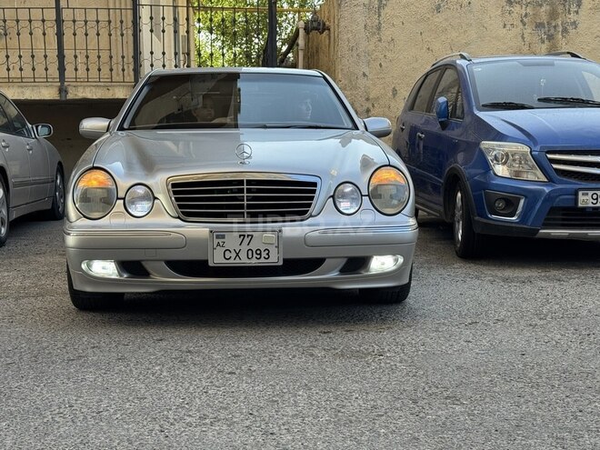 Mercedes E 320 2001, 275,000 km - 3.2 l - Bakı