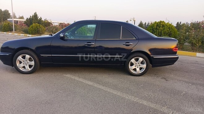 Mercedes E 220 2000, 354,000 km - 2.2 l - Kürdəmir