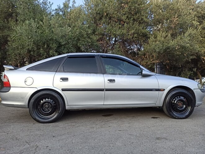 Opel Vectra 1996, 357,274 km - 2.0 l - Bakı