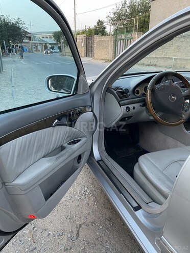 Mercedes E 320 2002, 328,000 km - 3.2 l - Bakı