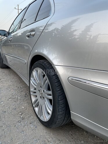 Mercedes E 320 2002, 328,000 km - 3.2 l - Bakı