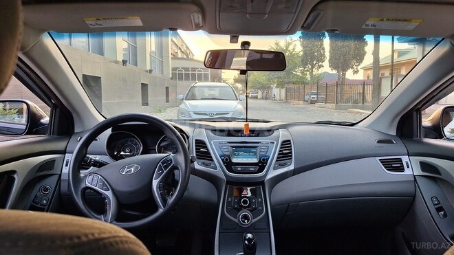 Hyundai Elantra 2015, 158,000 km - 1.8 l - Şəmkir