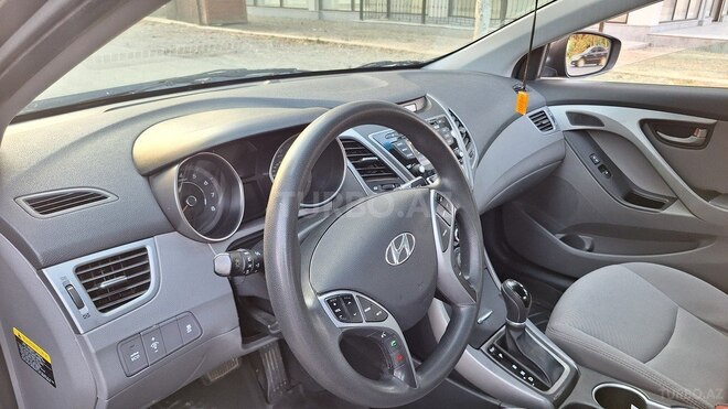 Hyundai Elantra 2015, 158,000 km - 1.8 l - Şəmkir