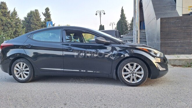 Hyundai Elantra 2015, 158,000 km - 1.8 l - Şəmkir