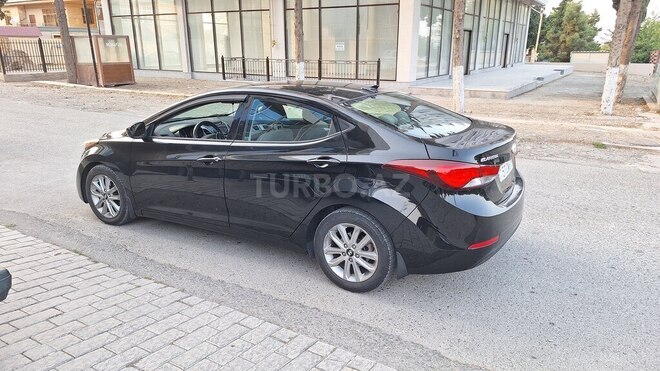Hyundai Elantra 2015, 158,000 km - 1.8 l - Şəmkir