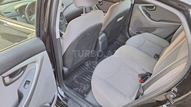 Hyundai Elantra 2015, 158,000 km - 1.8 l - Şəmkir