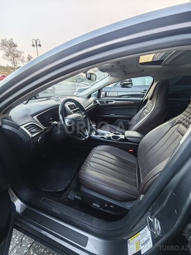 Ford Fusion (North America) 2013, 180,000 km - 1.6 л - Bakı