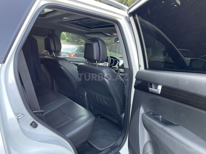 Kia Sorento 2011, 228,000 km - 2.0 l - Bakı