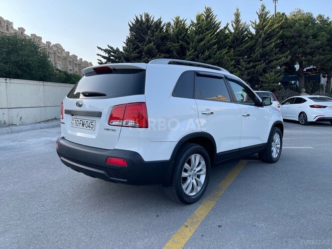 Kia Sorento 2011, 228,000 km - 2.0 l - Bakı