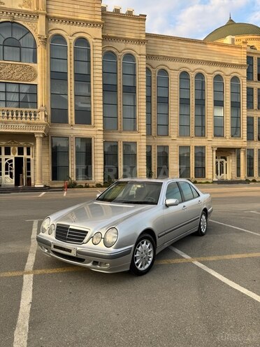 Mercedes E 240 2000, 240,000 km - 2.4 l - Bakı