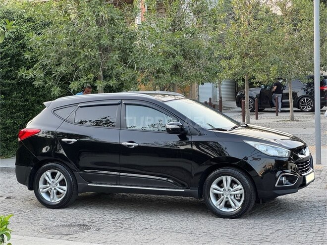 Hyundai ix35 2013, 182,000 km - 2.0 l - Bakı