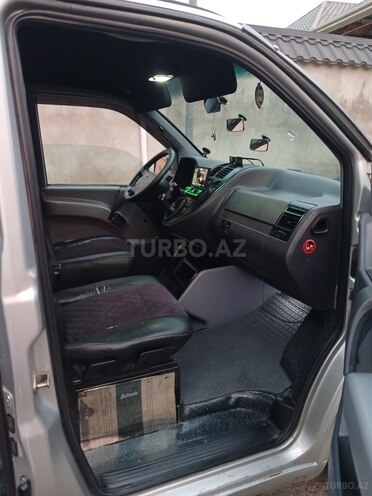 Mercedes Vito 2000, 650,423 km - 2.2 l - Qazax