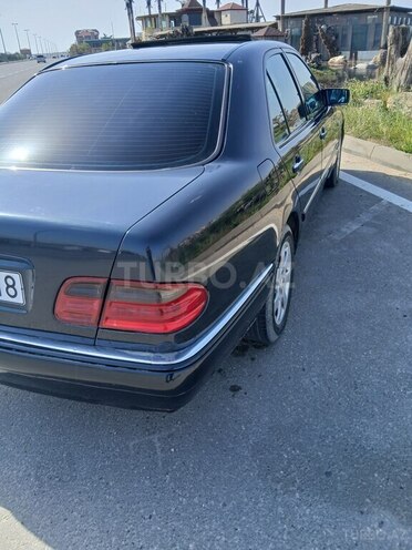 Mercedes E 230 1997, 443,000 km - 2.3 l - Bakı