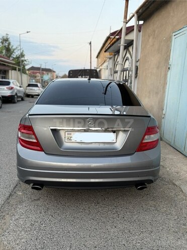 Mercedes C 250 4MATIC 2011, 320,000 km - 2.5 l - Bakı