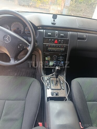 Mercedes E 220 2000, 347,000 km - 2.2 л - İmişli