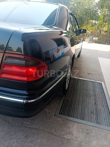 Mercedes E 220 2000, 347,000 km - 2.2 л - İmişli