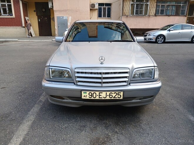 Mercedes C 220 1999, 493,871 km - 2.2 л - Bakı
