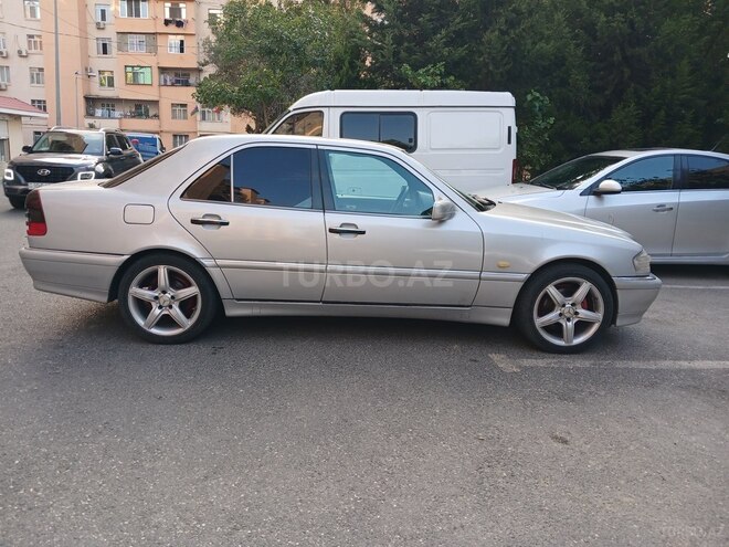 Mercedes C 220 1999, 493,871 km - 2.2 л - Bakı