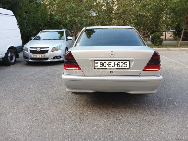 Mercedes C 220 1999, 493,871 km - 2.2 л - Bakı