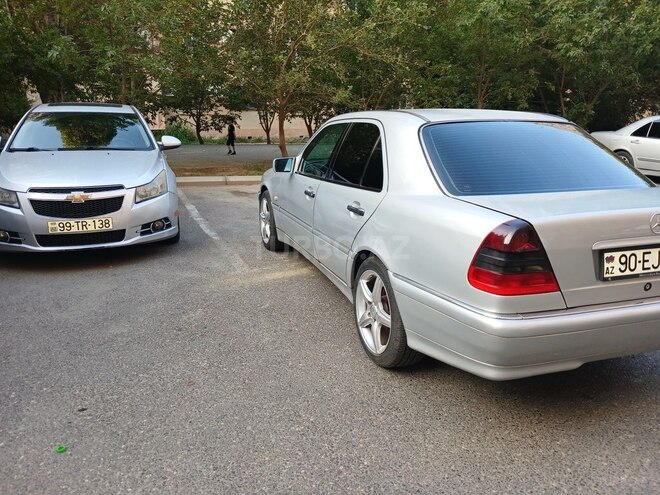 Mercedes C 220 1999, 493,871 km - 2.2 л - Bakı