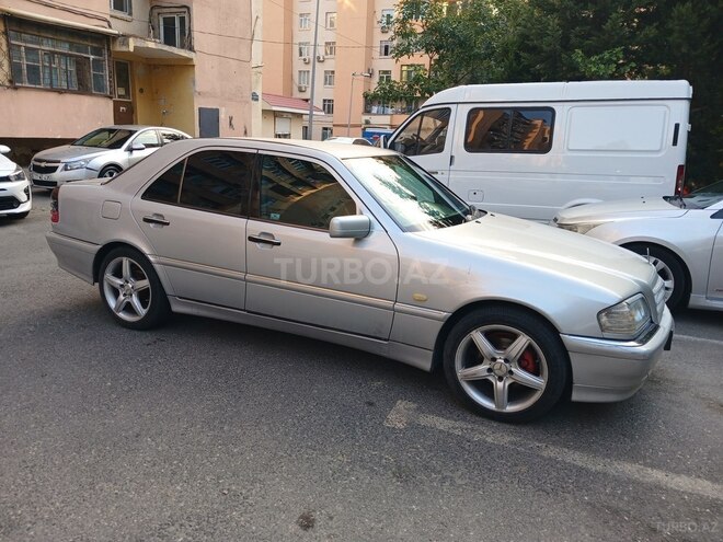 Mercedes C 220 1999, 493,871 km - 2.2 л - Bakı
