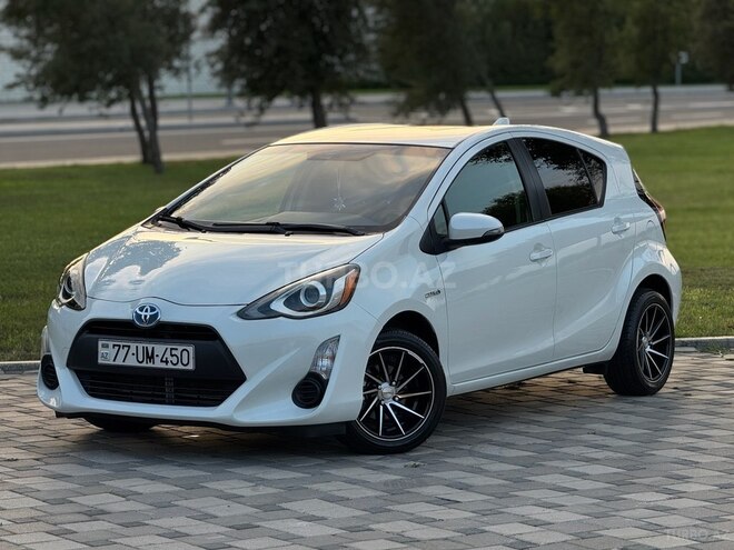 Toyota Prius C 2016, 89,500 km - 1.5 l - Bakı