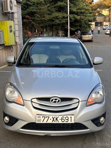 Hyundai Accent 2010, 260,000 km - 1.5 л - Bakı