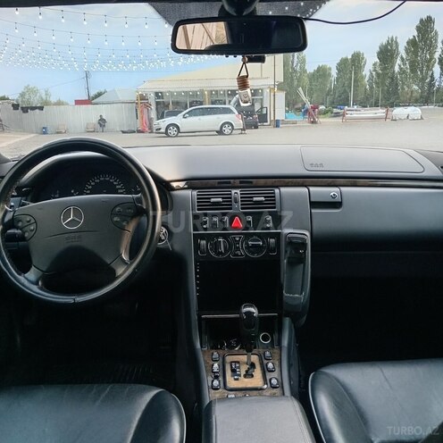 Mercedes E 220 2000, 398,000 km - 2.2 l - Lənkəran