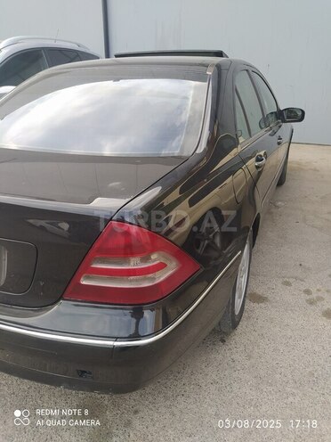 Mercedes C 240 2003, 285,000 km - 2.6 l - Bakı