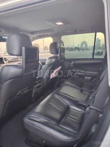 Lexus LX 570 2015, 215,000 km - 5.7 l - Bakı
