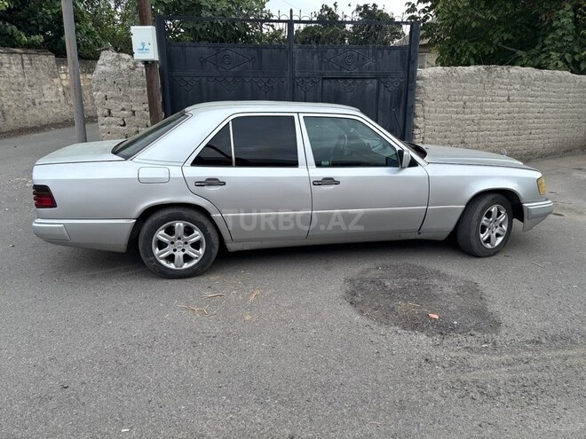 Mercedes E 200 1993, 450,000 km - 2.0 l - Ağdaş