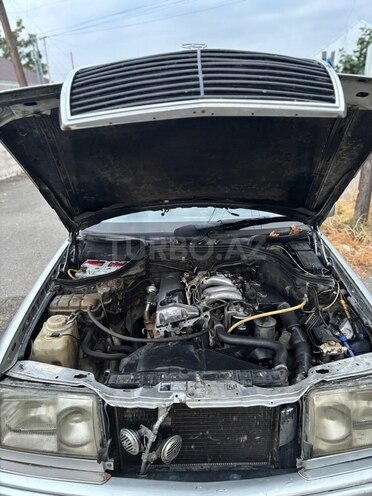 Mercedes E 200 1993, 450,000 km - 2.0 l - Ağdaş