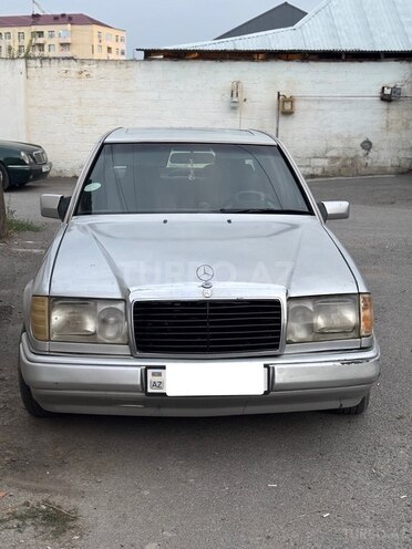 Mercedes E 200 1993, 450,000 km - 2.0 l - Ağdaş