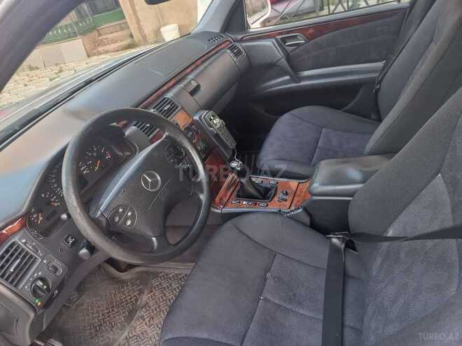 Mercedes E 220 2000, 478,000 km - 2.2 l - Bakı