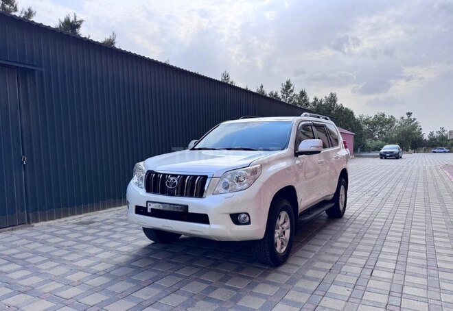 Toyota Land Cruiser Prado 2010, 144,000 km - 2.7 л - Şirvan