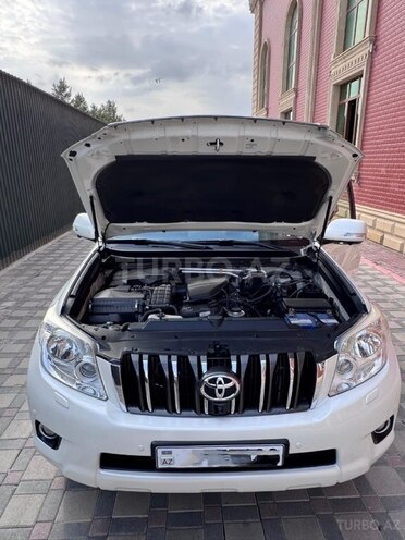 Toyota Land Cruiser Prado 2010, 144,000 km - 2.7 л - Şirvan