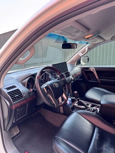 Toyota Land Cruiser Prado 2010, 144,000 km - 2.7 л - Şirvan
