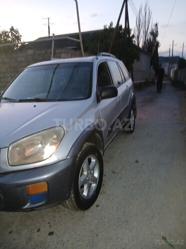 Toyota RAV4 2002, 500,000 km - 2.0 л - Bakı