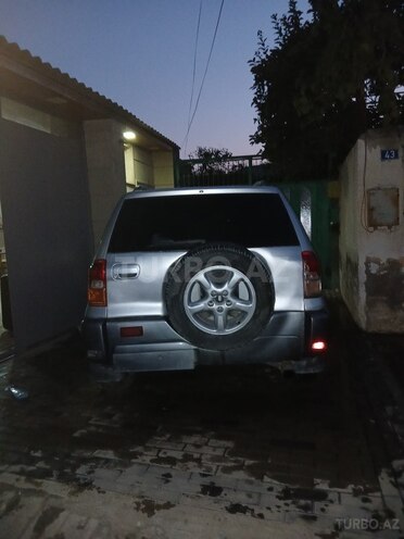 Toyota RAV4 2002, 500,000 km - 2.0 л - Bakı