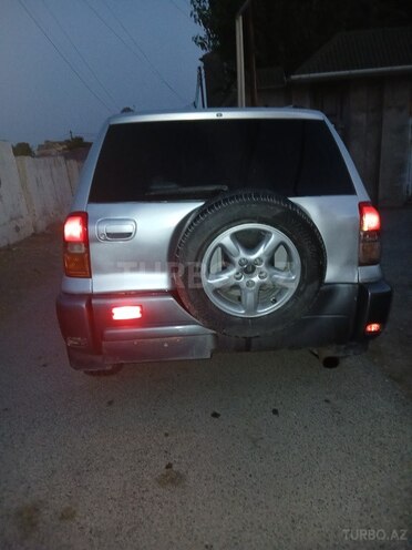 Toyota RAV4 2002, 500,000 km - 2.0 л - Bakı