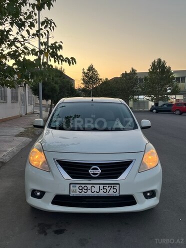 Nissan Sunny 2012, 225,000 km - 1.5 л - Gəncə