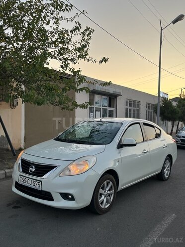 Nissan Sunny 2012, 225,000 km - 1.5 л - Gəncə