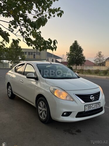 Nissan Sunny 2012, 225,000 km - 1.5 л - Gəncə