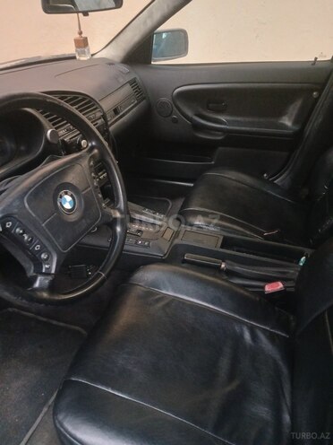 BMW 320 1993, 391,000 km - 2.0 l - Bakı