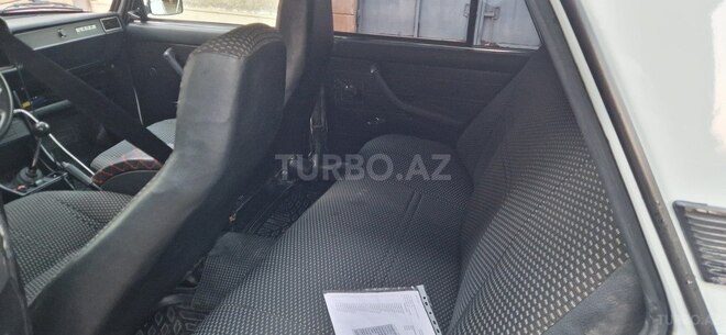 LADA (VAZ) 2107 2005, 102,000 km - 1.6 l - Salyan