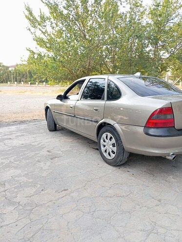 Opel Vectra 1996, 531,000 km - 1.8 l - Kürdəmir