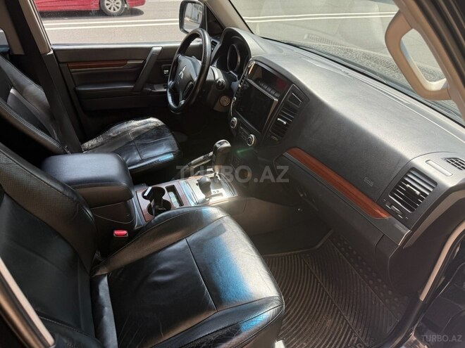 Mitsubishi Pajero 2007, 230,000 km - 3.0 l - Bakı