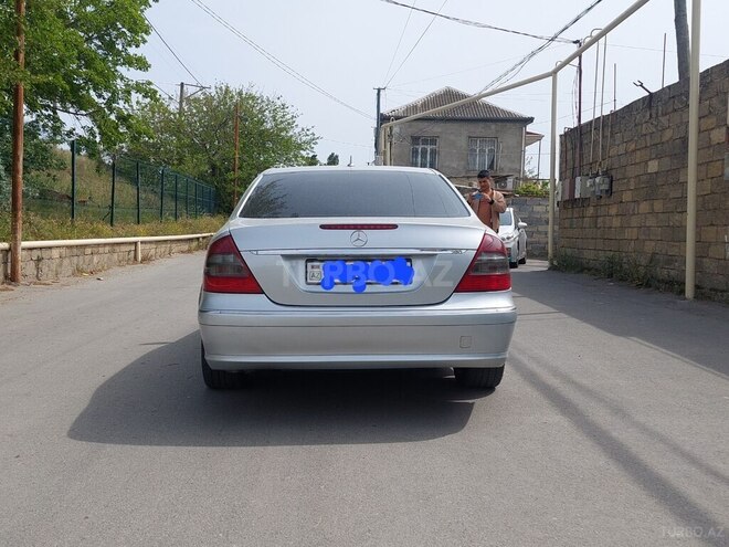 Mercedes E 220 2006, 260,000 km - 2.2 l - Bakı