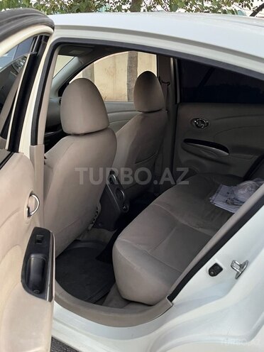 Nissan Sunny 2012, 225,000 km - 1.5 л - Gəncə